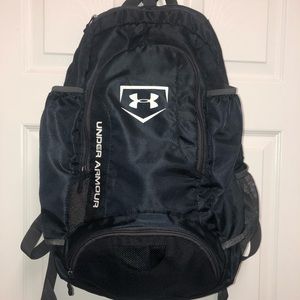 Under Armour baseball Batbag! Play ball!⚾️⚾️